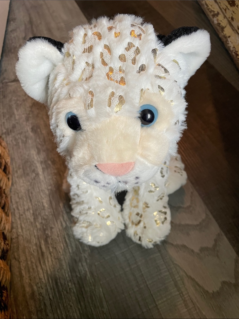 Plush White Leopard Stuffed Animal with Gold Spots - Soft Cuddly Toy
